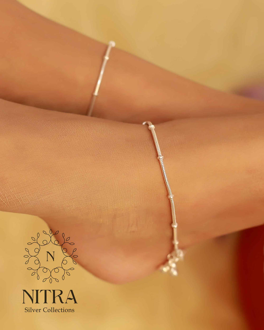 Silver MC DOT Light weight Anklet