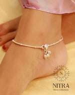 Load image into Gallery viewer, Silver MC DOT Light weight Anklet
