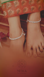 Load and play video in Gallery viewer, Silver Colour-Kushbu Anklet
